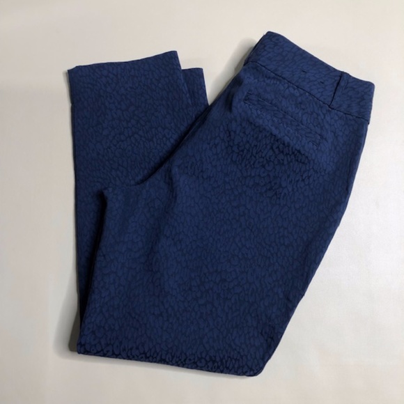 Banana Republic‎ Blue Leopard Print Slim Fit Stretch Pants Size 10 Petite - Picture 1 of 4